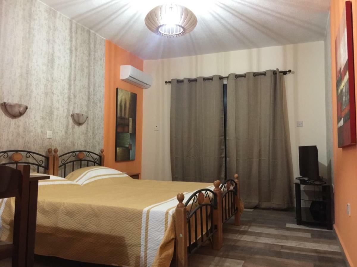 Pomelo Apartments أيا نابا المظهر الخارجي الصورة
