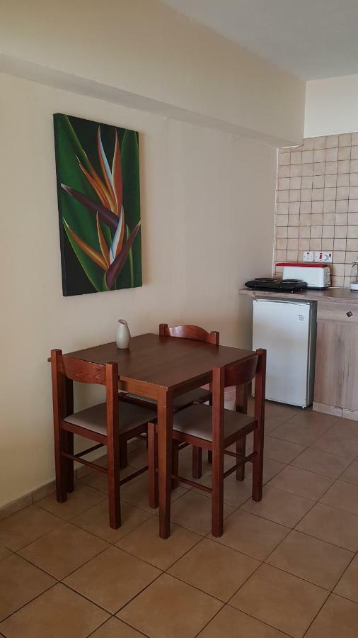 Pomelo Apartments أيا نابا المظهر الخارجي الصورة